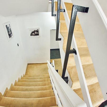 Boutique Hotel Casa Medievala คูร์ตา เด อาร์เจช ภายนอก รูปภาพ