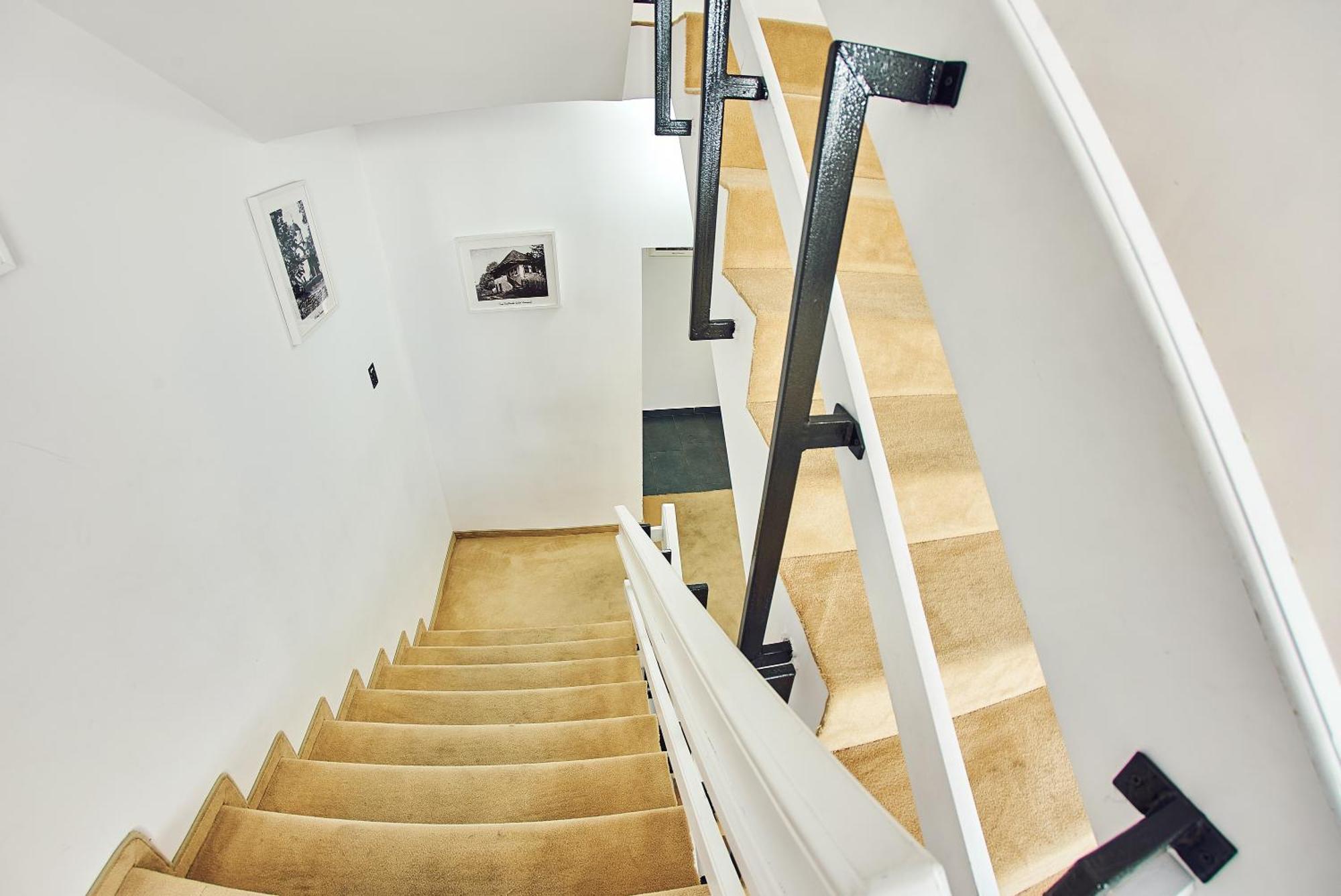 Boutique Hotel Casa Medievala คูร์ตา เด อาร์เจช ภายนอก รูปภาพ