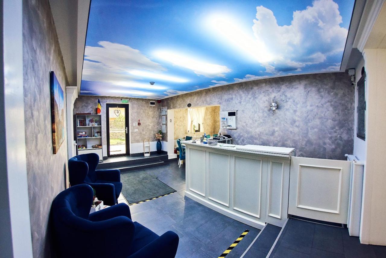 Boutique Hotel Casa Medievala คูร์ตา เด อาร์เจช ภายนอก รูปภาพ