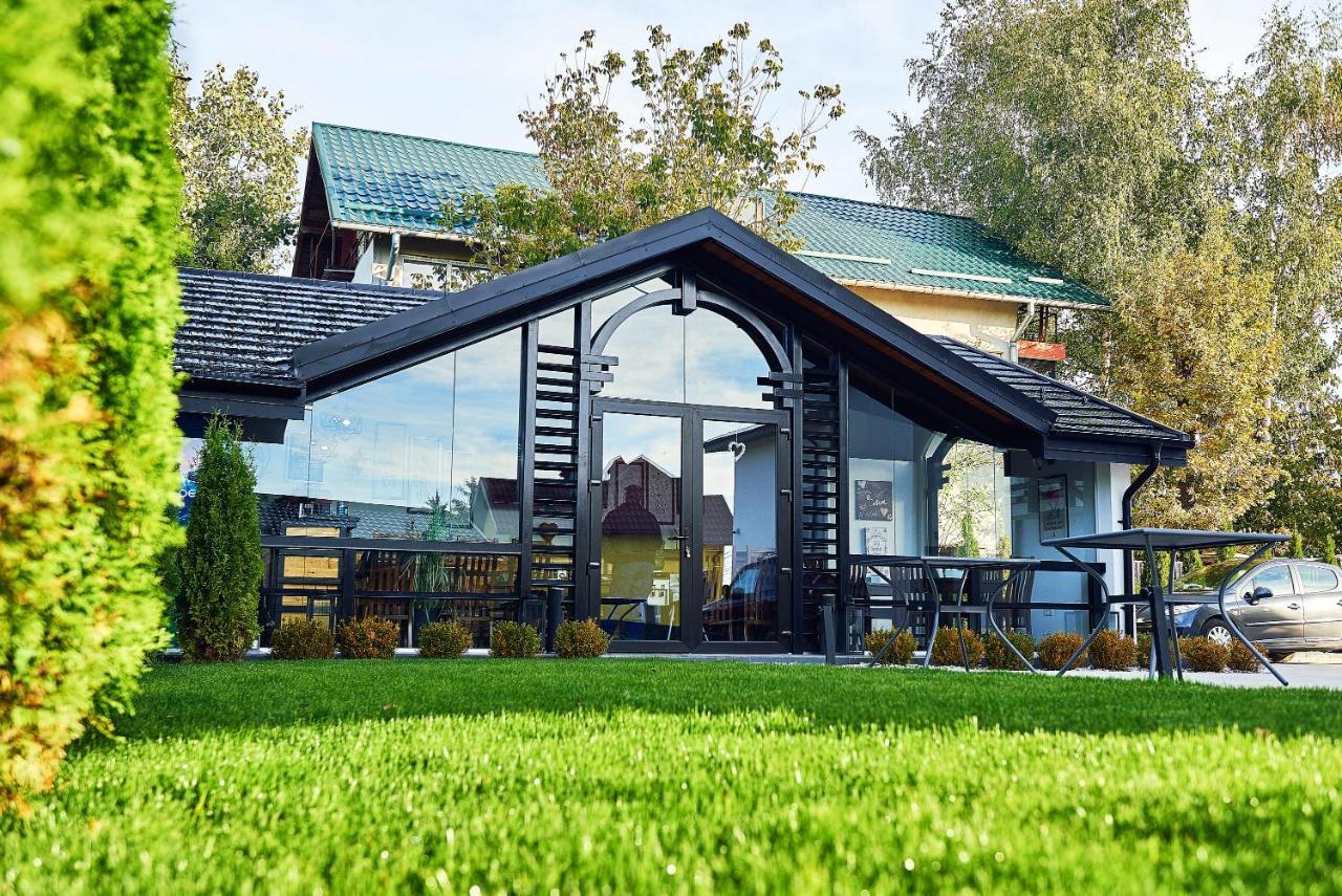 Boutique Hotel Casa Medievala คูร์ตา เด อาร์เจช ภายนอก รูปภาพ