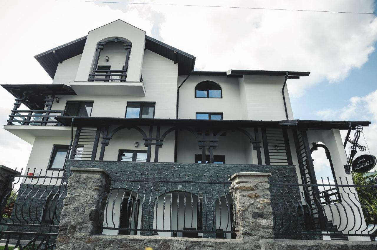 Boutique Hotel Casa Medievala คูร์ตา เด อาร์เจช ภายนอก รูปภาพ