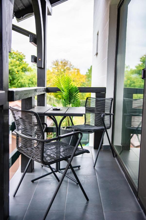 Boutique Hotel Casa Medievala คูร์ตา เด อาร์เจช ภายนอก รูปภาพ
